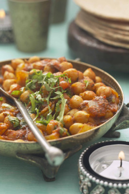Chickpea Curry - In the Slow Cooker | Patak's Indian curry products and recipes